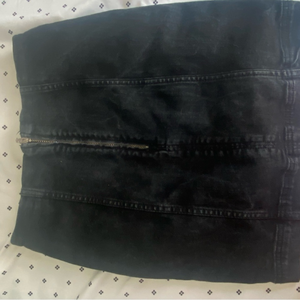 Black pencil skirt free people!!